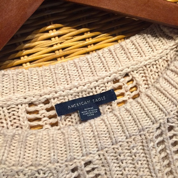 Sweet crocheted sweater - Picture 9 of 9